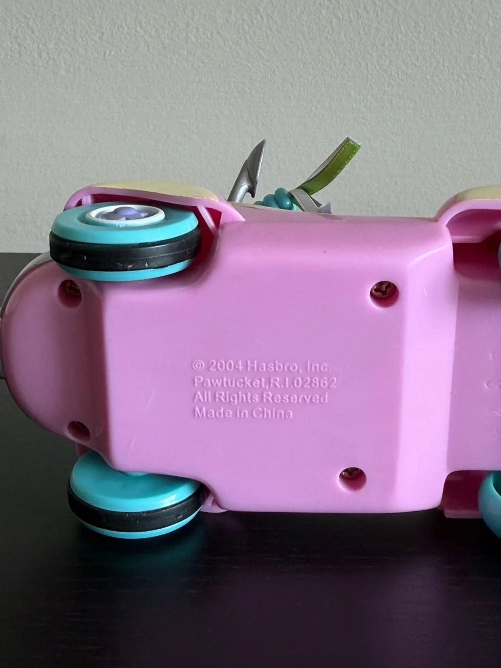 Hasbro My Little Pony Scooter Pull Back Butterfly Island Breeze’s Vehicle 2004